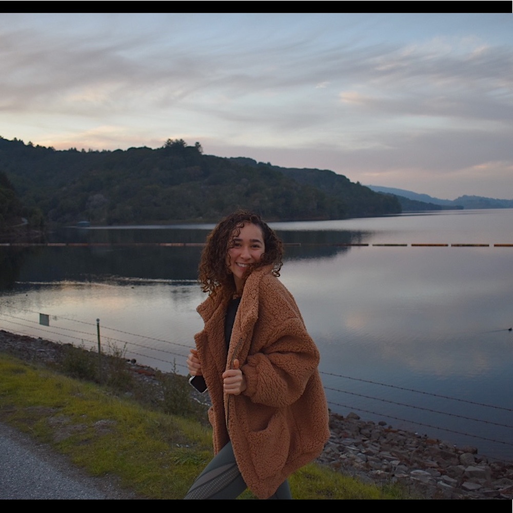 Meet your Posher, Kiana